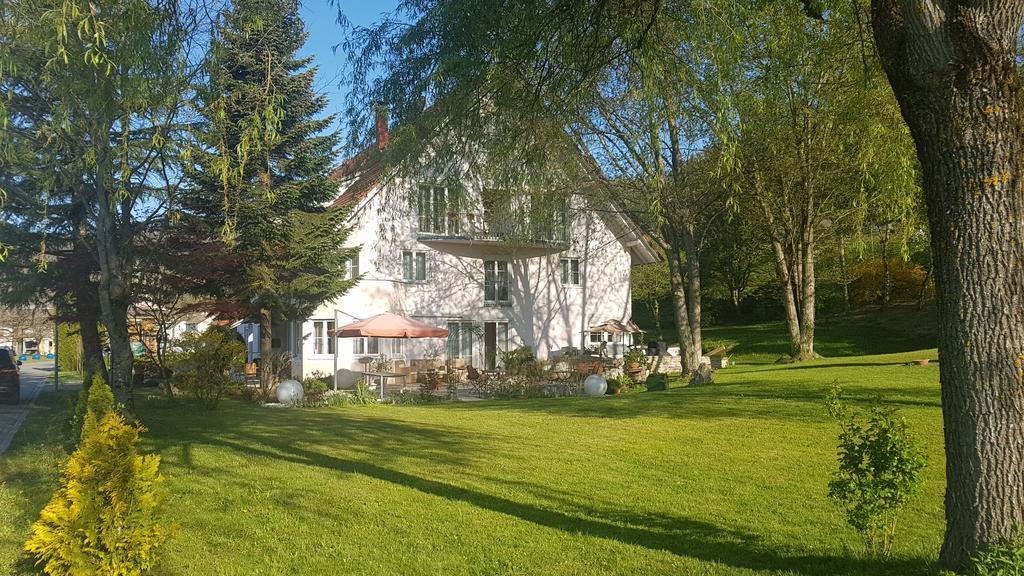 Hotel Schlossmatt Schwoerstadt Ngoại thất bức ảnh
